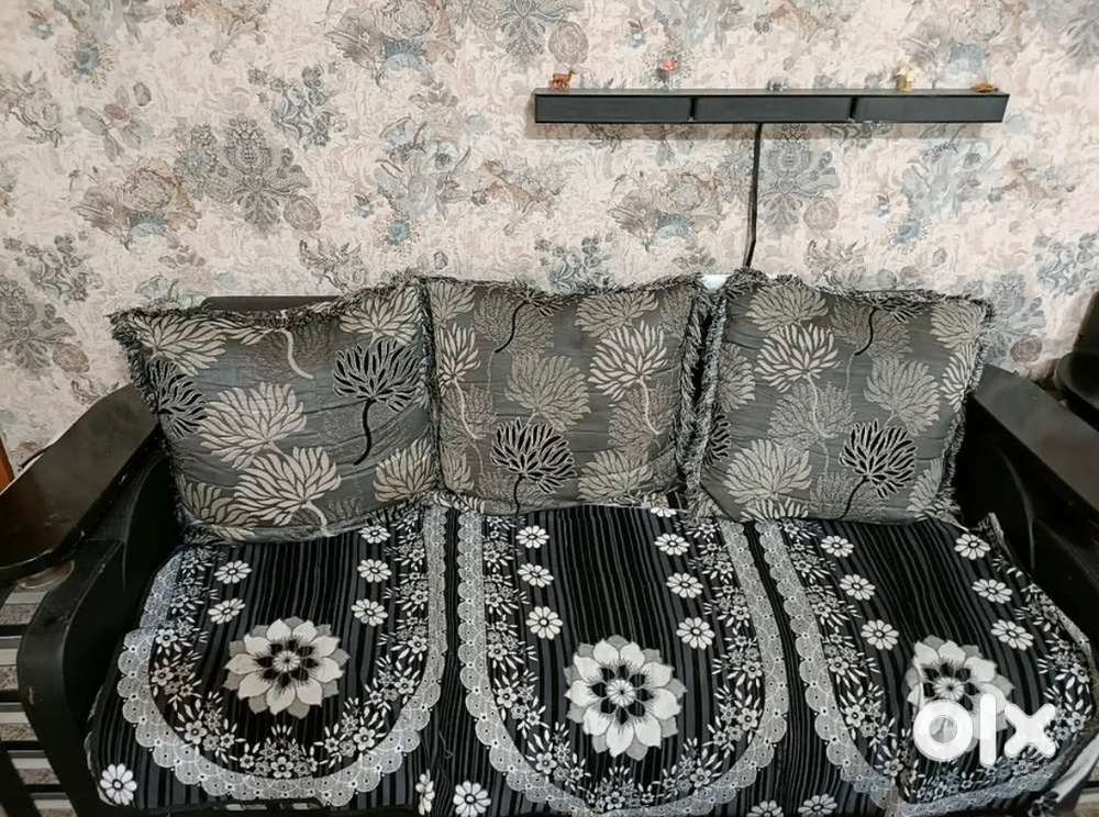 3+1+1 sofa set