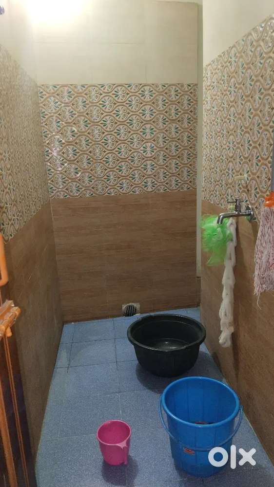 Urgent requirement girl roommate