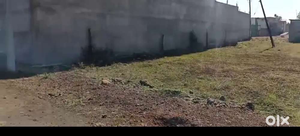 Badodi main road se 100 feer andar