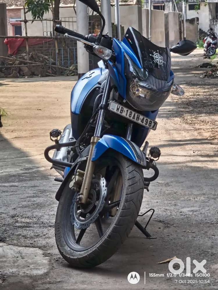TVS Apache RTR 160 BS6
