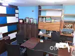 Ready-to-Move Offices – Workstations, private cabins & meeting room