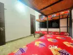 LADIES PG WITH HOMELY MEALS