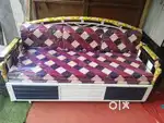 Brand New metal sofa come bed  with mats high quality strong n sturdy