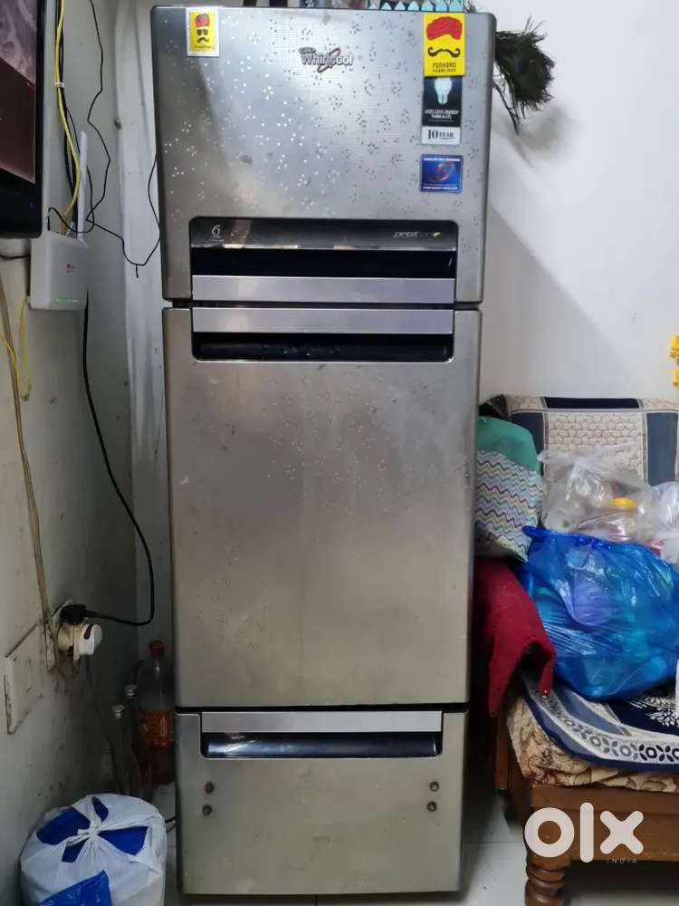 Wirlpool fridge 250 liters