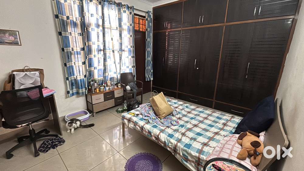 No brokerage- owner free- furnished flat
