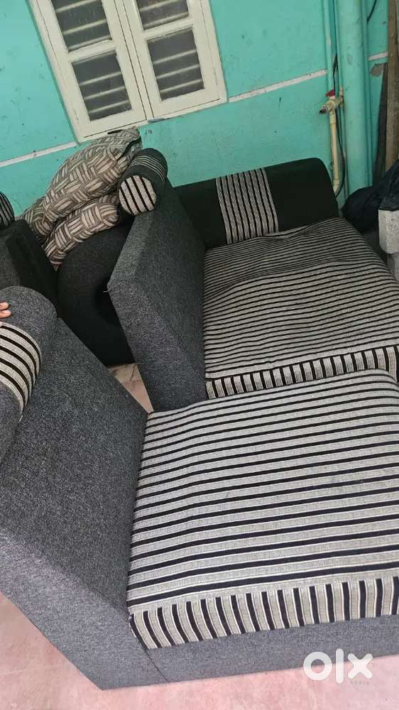 sofa good condition