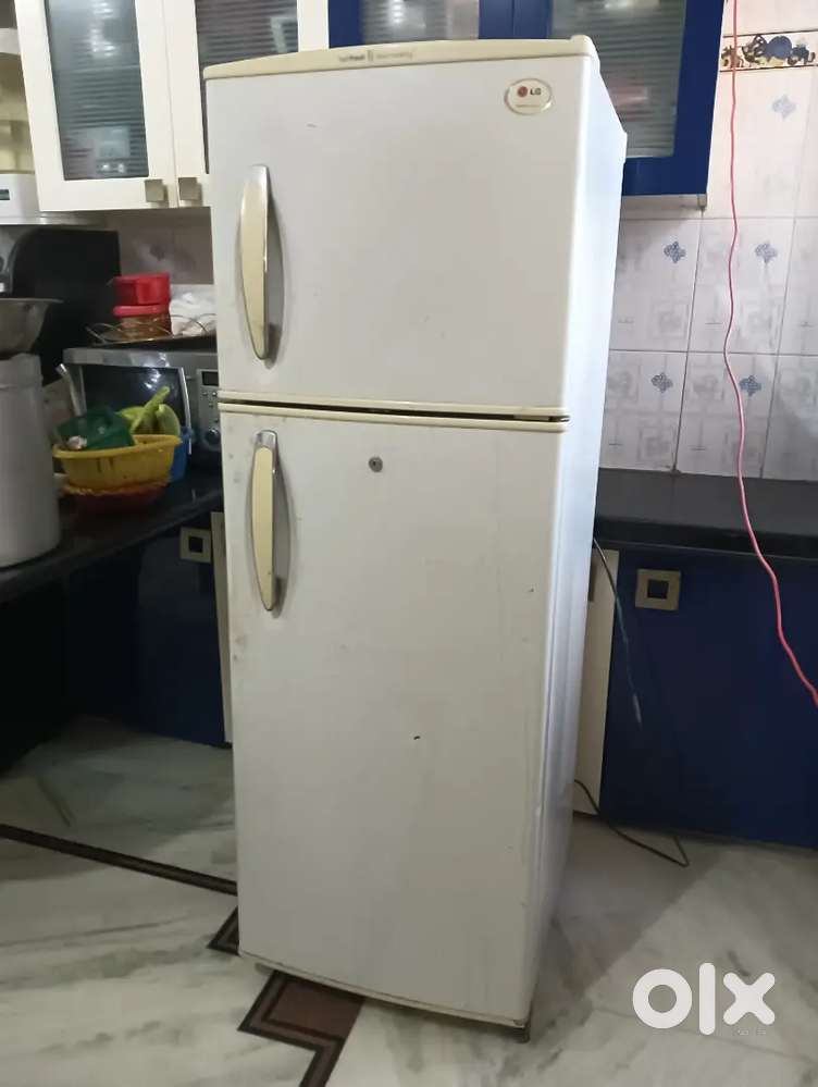 LG Fridge For Sale Well Condition - 366 Litre