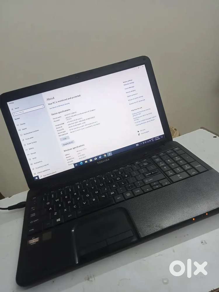 Toshiba Satellite Laptop