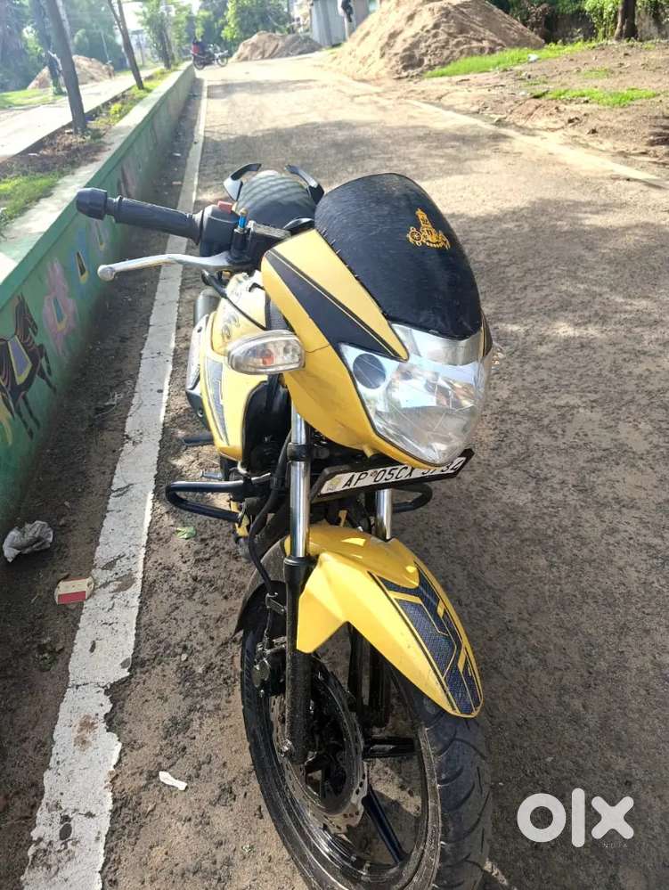 2015 Apache Yellow