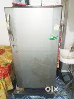 Single Door Fridge – Good Condition – ₹5000 Only