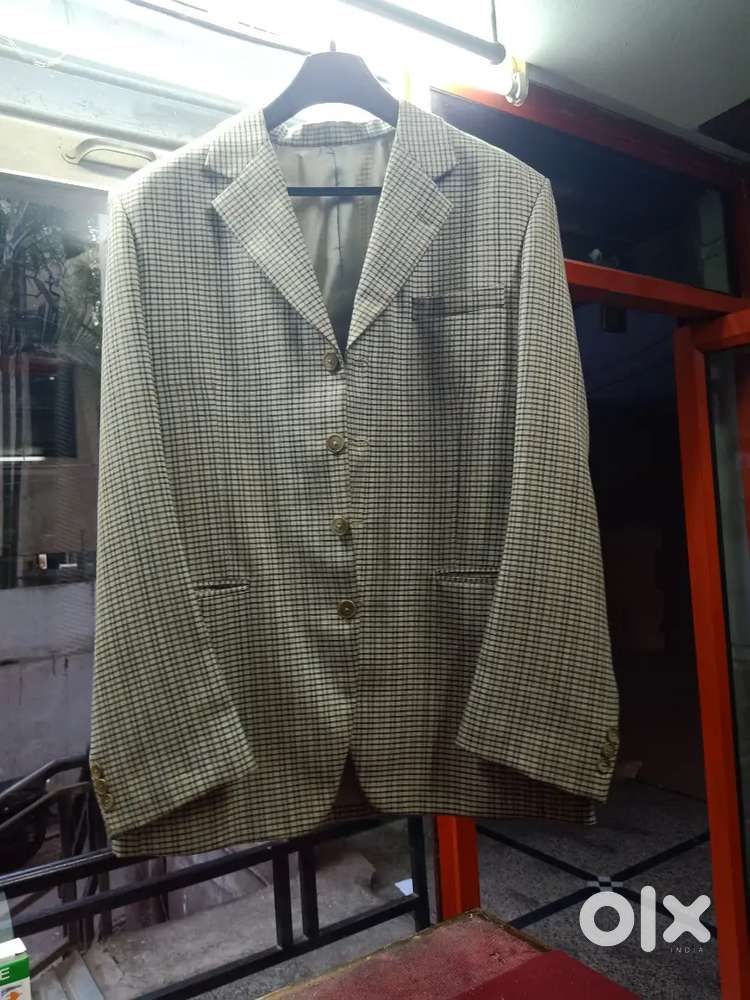 Blazer and  neru jacket for sell