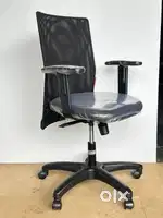 FEATHERLITE BRAND REFURBHISHED CHAIRS AVAILABLE IN LOW PRICE