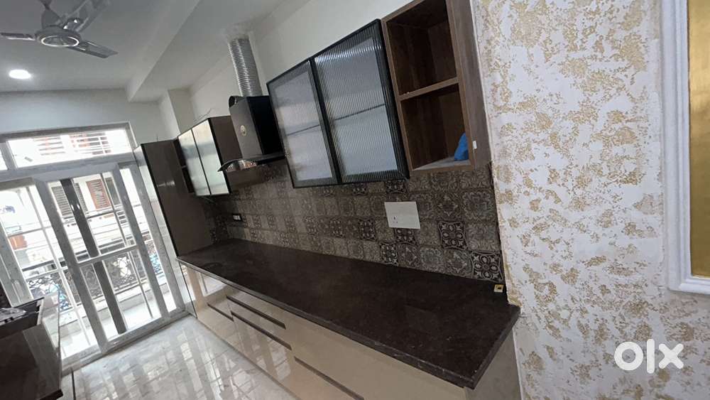 Newly built 3bhk flat, dhoran road
