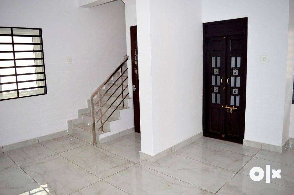 Near Dhoni Water Falls - LOW BUDGET 3BHK House for sale In Palakkad