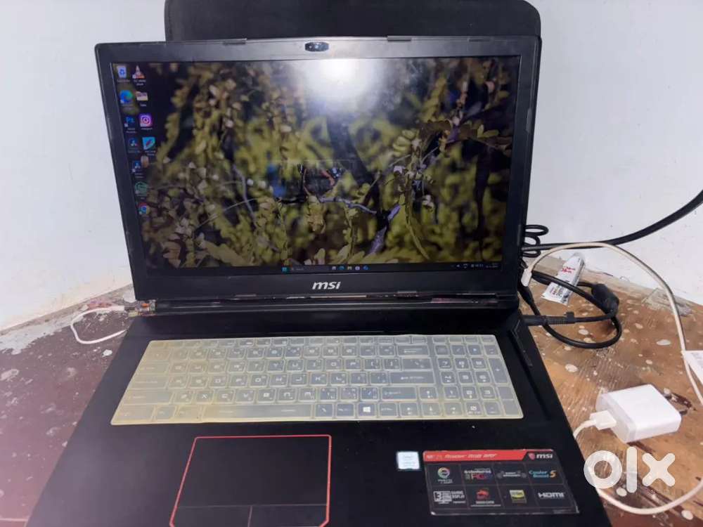 Msi ge73 raider RGB gaming leptop
