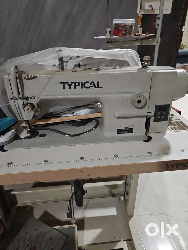 Sewing machine new condition