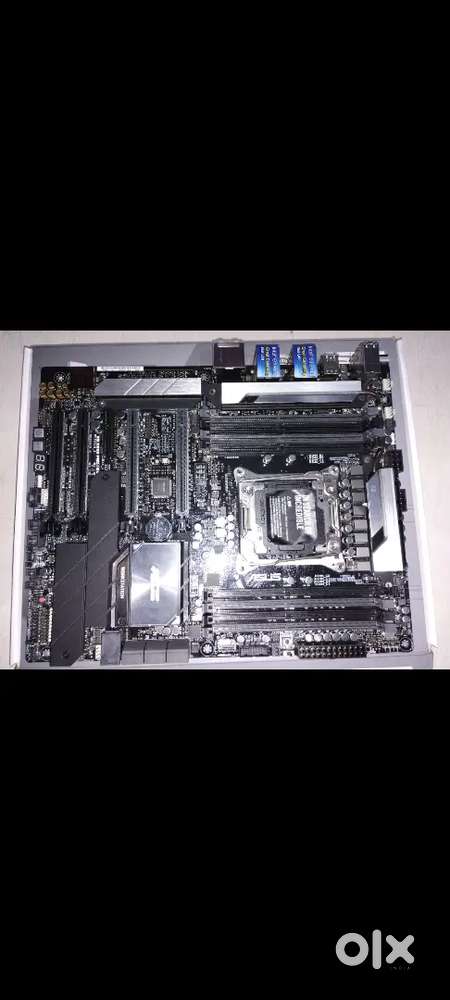 Selling my ASUS X299 Pro/SE motherboard with Intel Core i9 10980xe cpu
