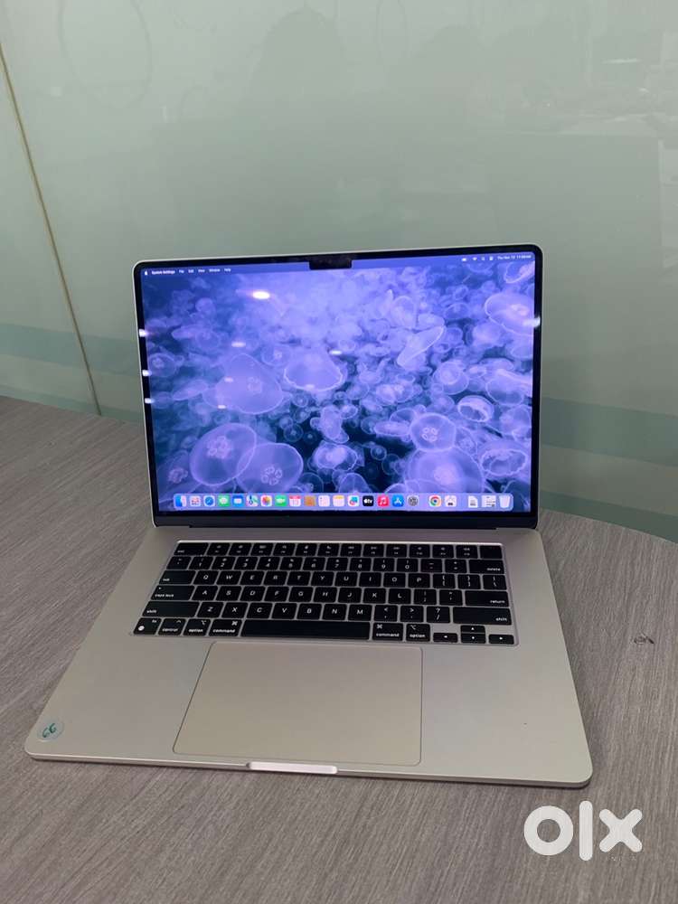Apple MacBook Air (2023) 15inch  M2 Chip  8GB RAM  256GB SSD WRNTY