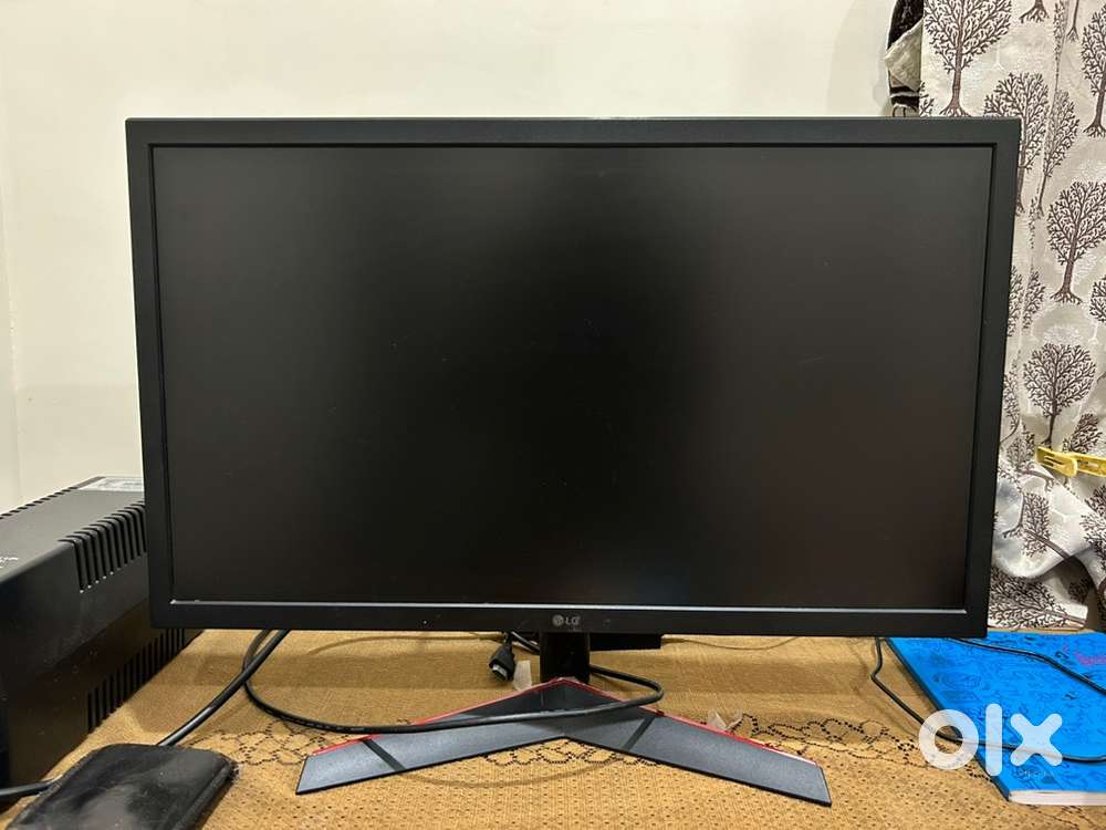 LG 24” UltraGear FHD 1ms Gaming Monitor for sale
