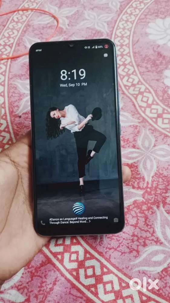 PHONE KA SAB KUCHH HAI BOX HAI BILL NHII HAI BAKI PHONE ME KOI
