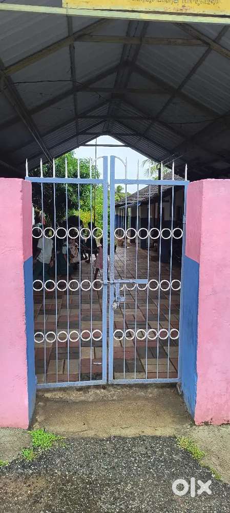 School with 1.2 acre (price negotiable)