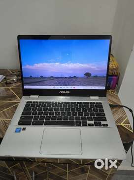 ASUS Chromebook Touchscreen with Google OS 128/6GB with Charger.