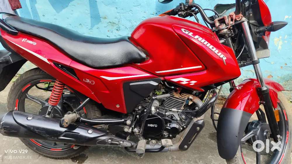 NEW CONDITION GLAMOUR