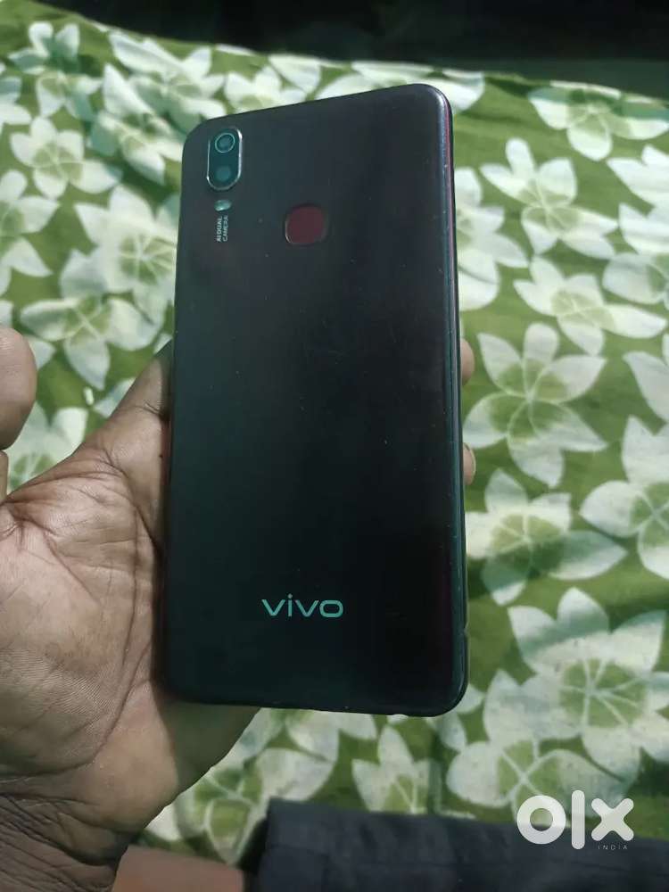 Vivo Y11, 1.5 years old,super condition , urgent money required