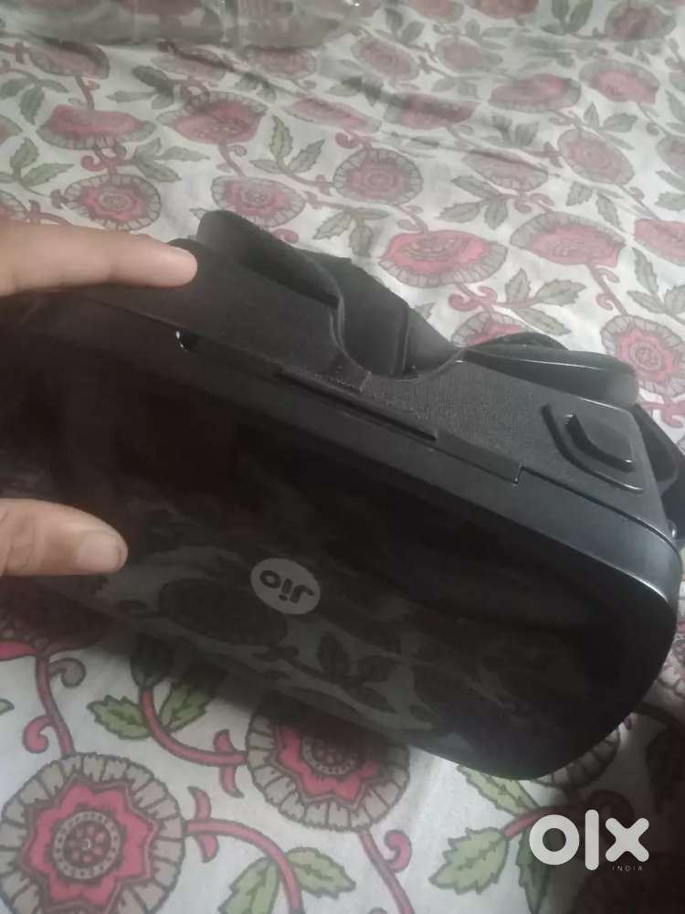 Jio Dive VR headset