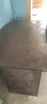 Office table at well condition
