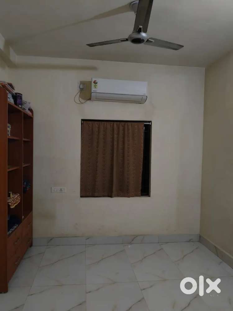 1bhk kalpana square/forest park(family Or girls)