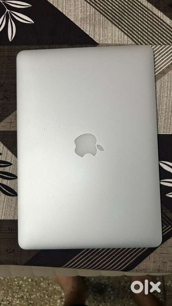 Macbook Air 13 inch 2020