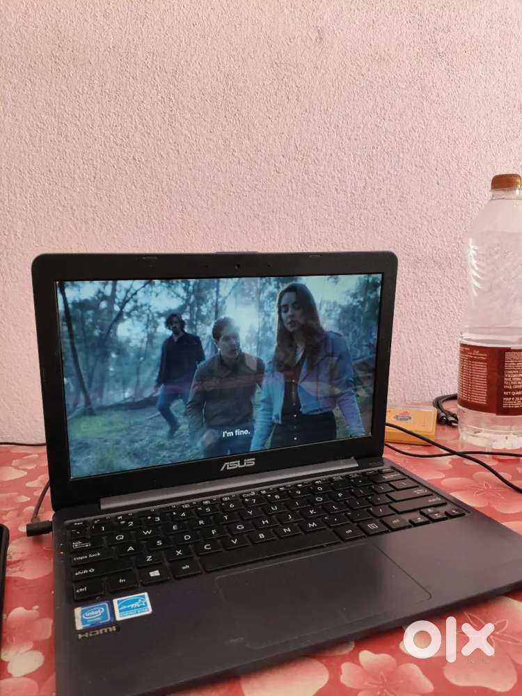 Ausu laptop