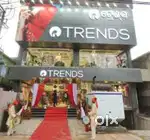 HIRING  FOR @TRENDS SHOWROOM  IN LUCKNOW  LOCATION!! CALL TO -HR PAYAL