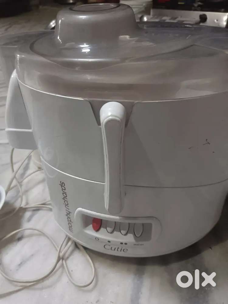 Juicer mixer grinder for sell (Company : Morphy Richards (
