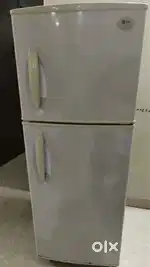 LG Refrigerator 230 Liters – Double Door – Excellent Condition
