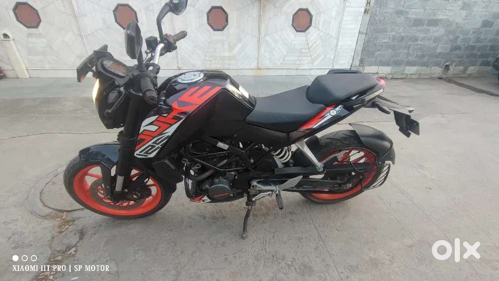 Ktm Duke 125 BRAND NEW ORIGINAL RUNNING KTM DUKE 200 ALSO AVAILABLE