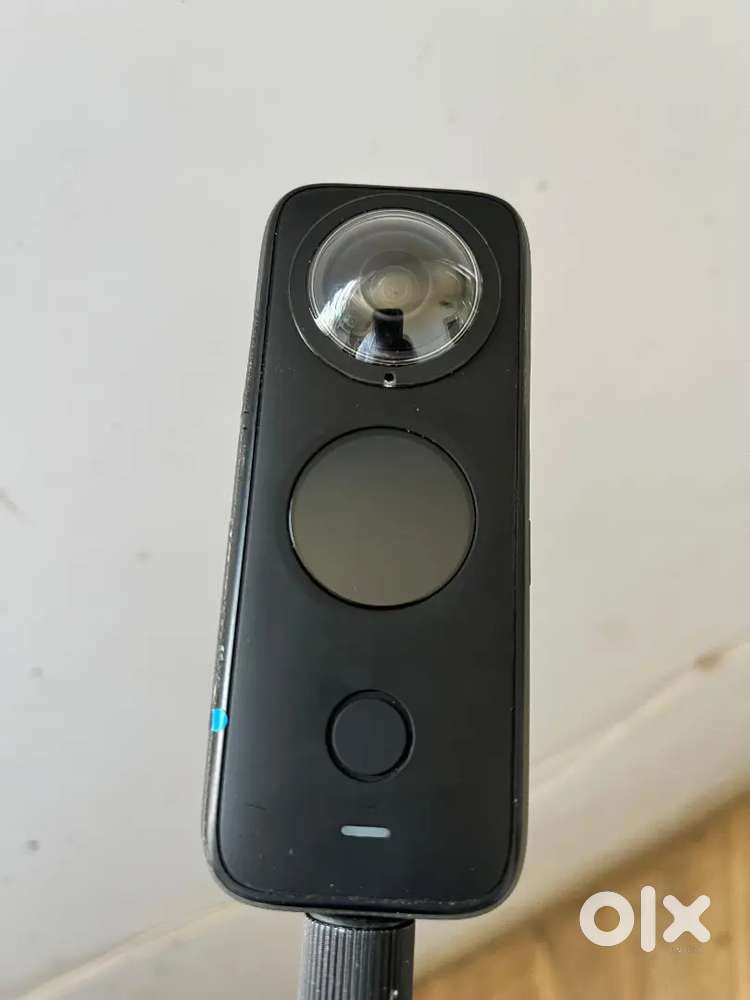 Insta360 X2