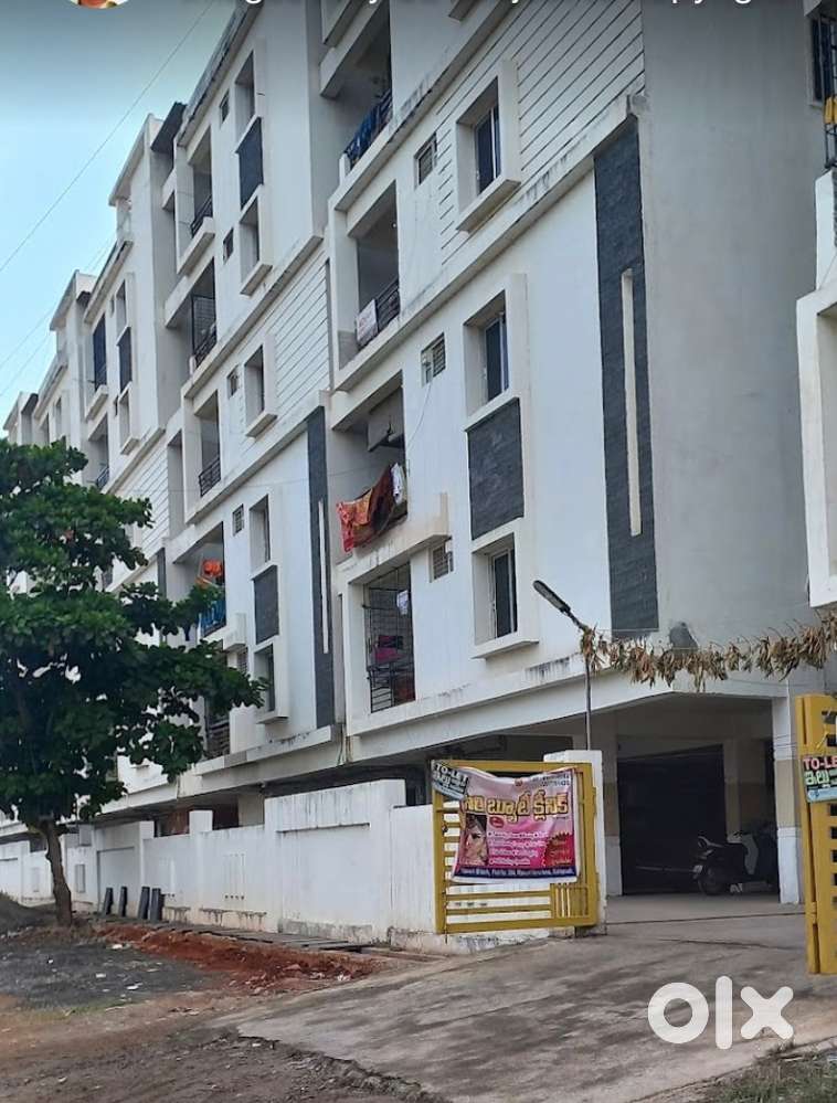 Ravuri Estates