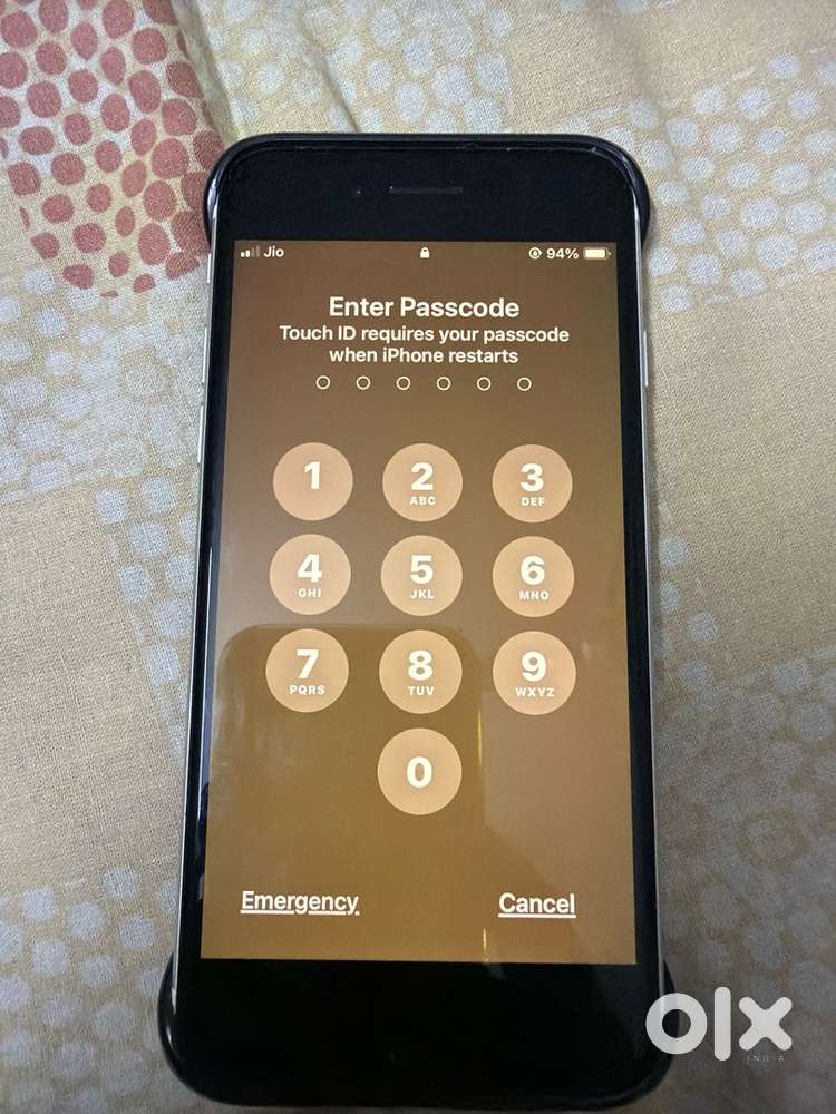 Se 2020 128 gb white -No issues