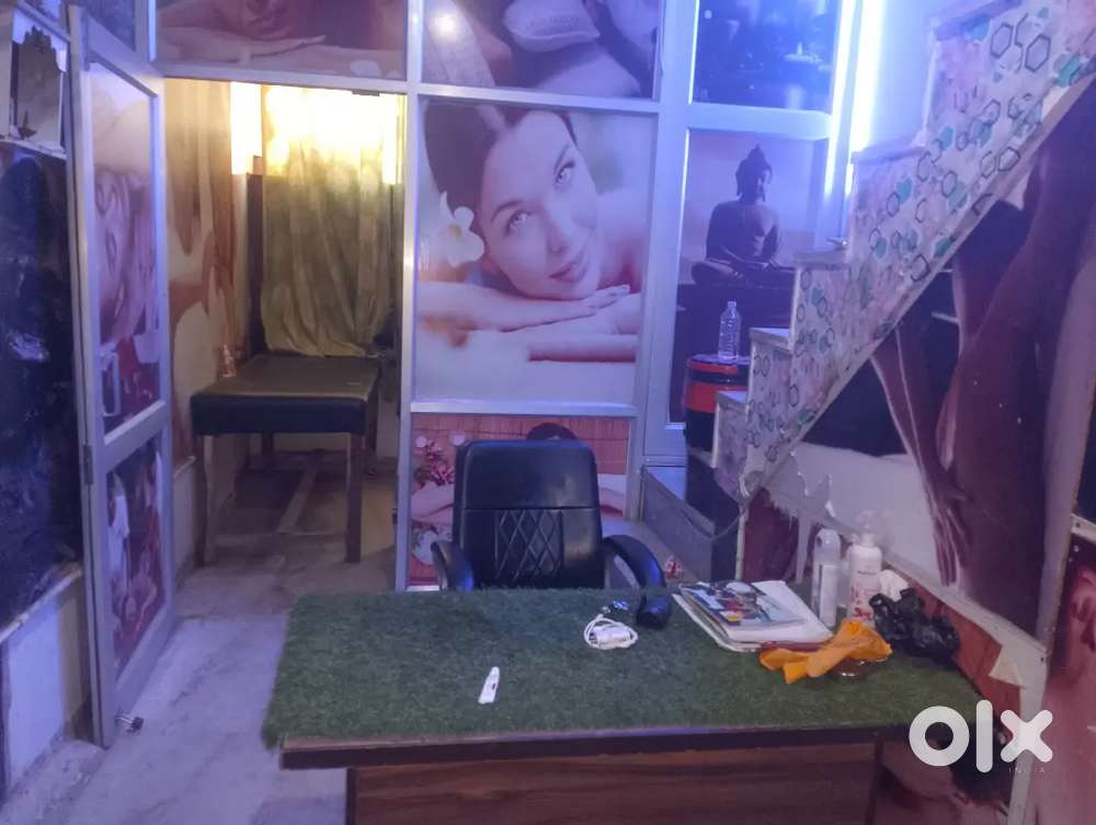 Spa  ko rent per dena chaha rha hu