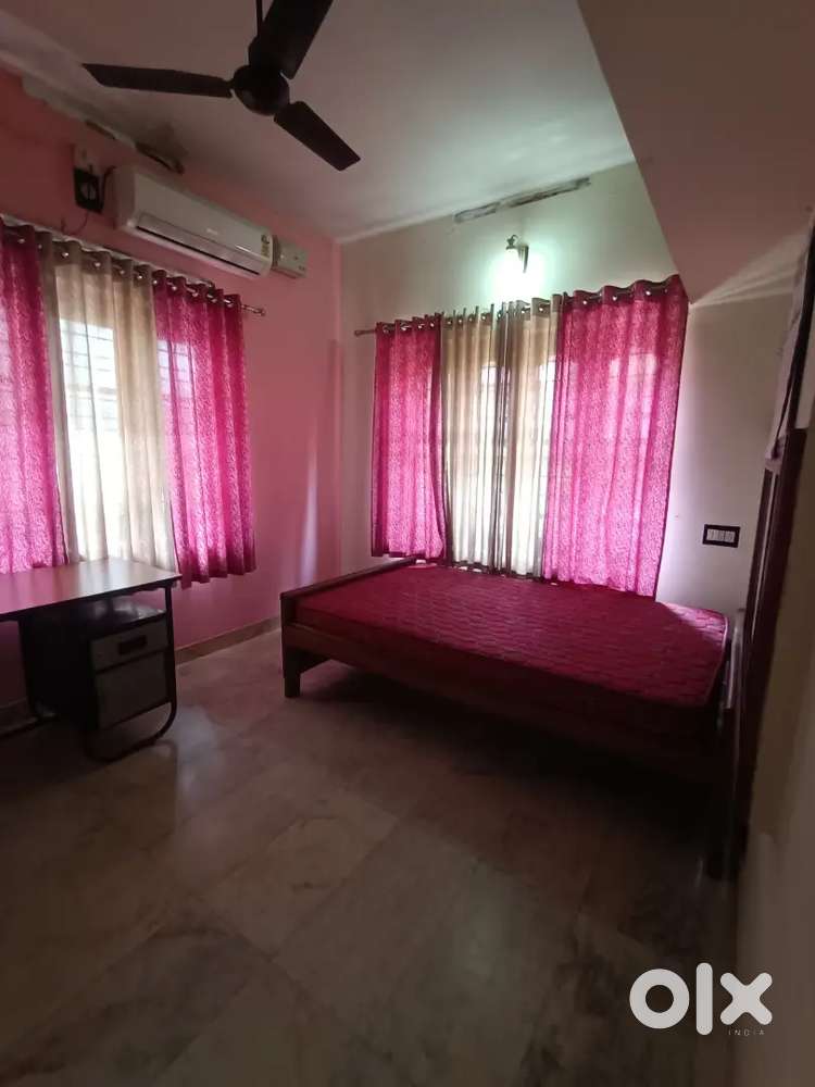 2 bhk furnished with 1 ac 1 st floor for rent 13000