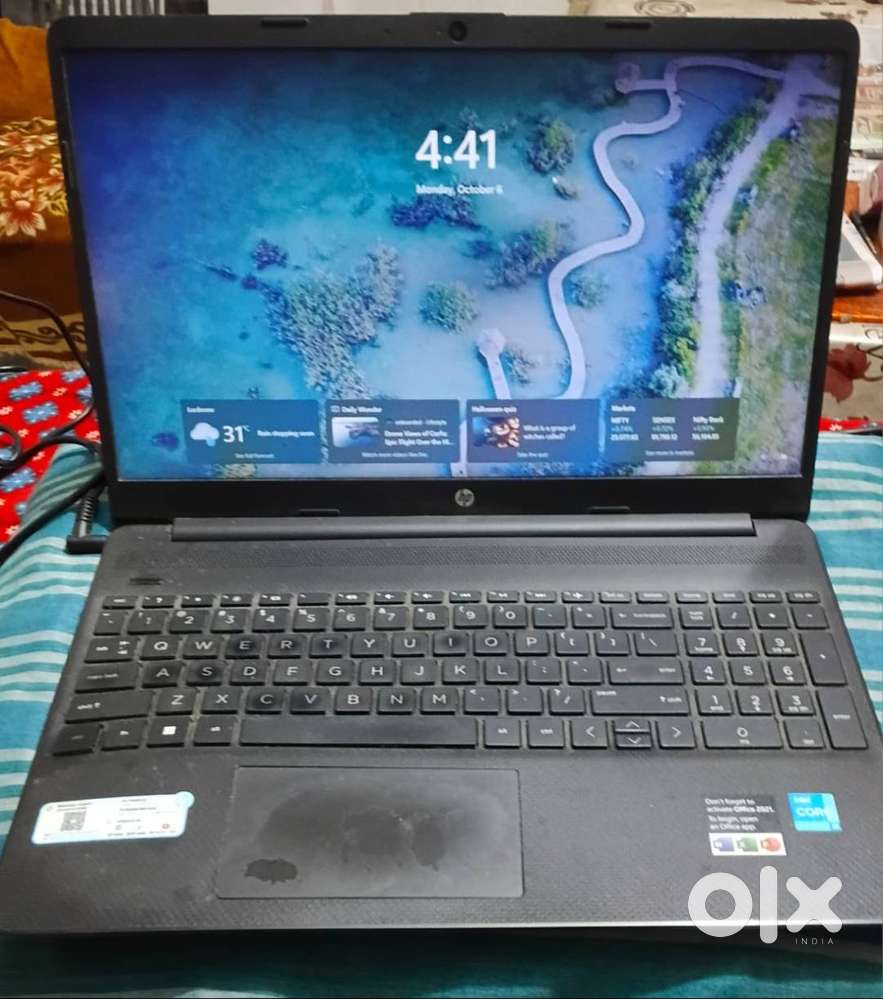 Refurbished HP laptop with 11th Gen Intel(R) Core