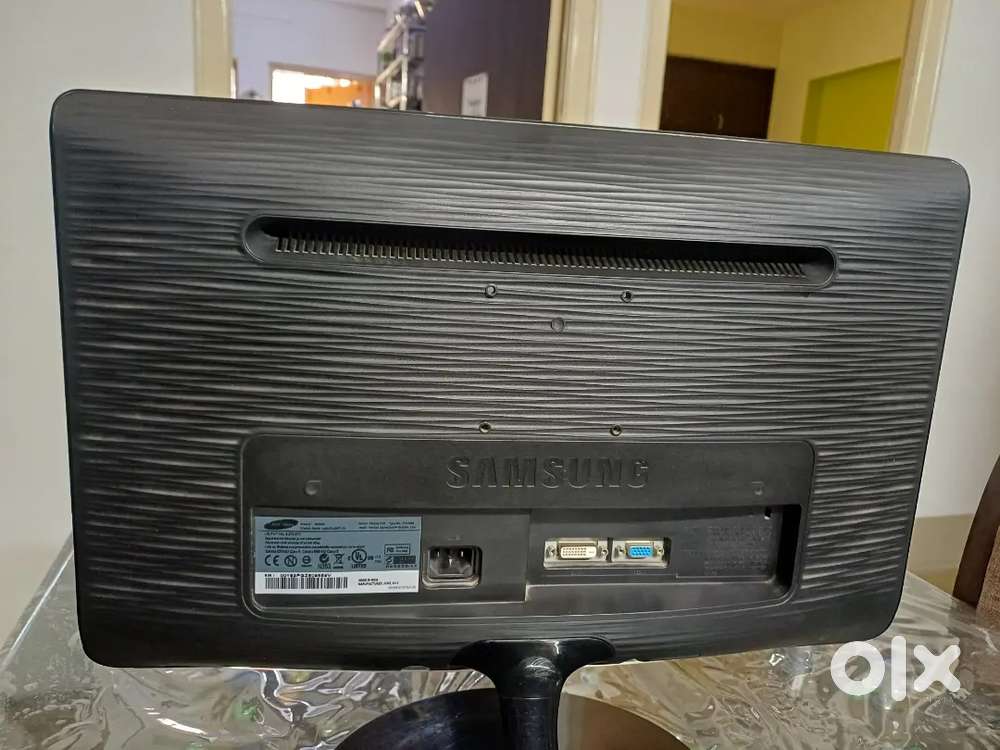 Monitor Samsung 21.5 Wide Screen LCD Monitor B2230