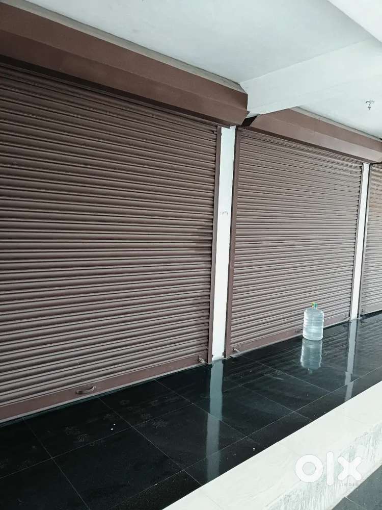 330sqft space for rent Market Road Tripunithura. First floor.