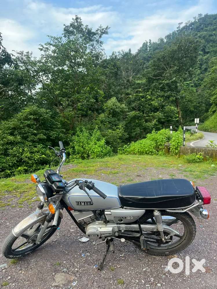 Yamaha RX 100 with New Cylinder kit & New Carburetor