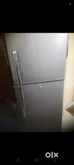 Hiar duble door refrigerator 300 liter