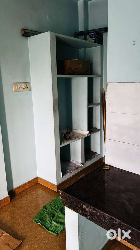 Naer Kuzhithurai railway staion