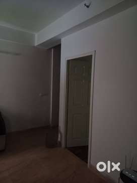 Looking for flatmate