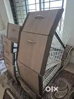 Kitchen Drawers / Trolleys under Platform - 9 nos.